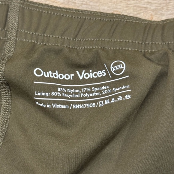 Outdoor Voices Green Shorts Size XXXLarge - Picture 2 of 4